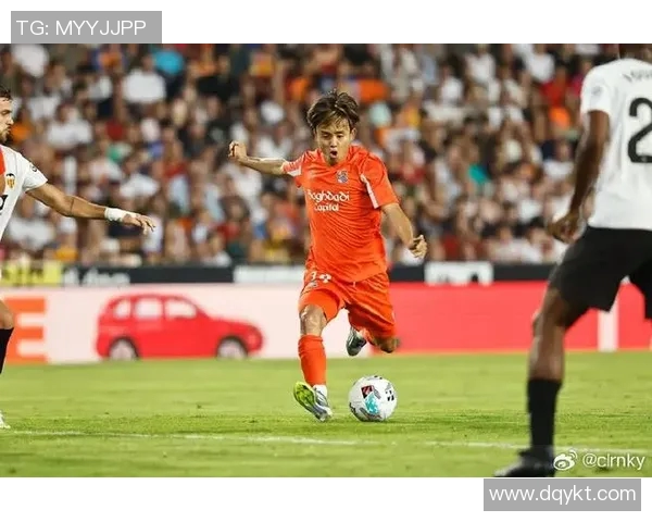 久保建英在赛季中的惊艳表现引发全球球迷热议与期待